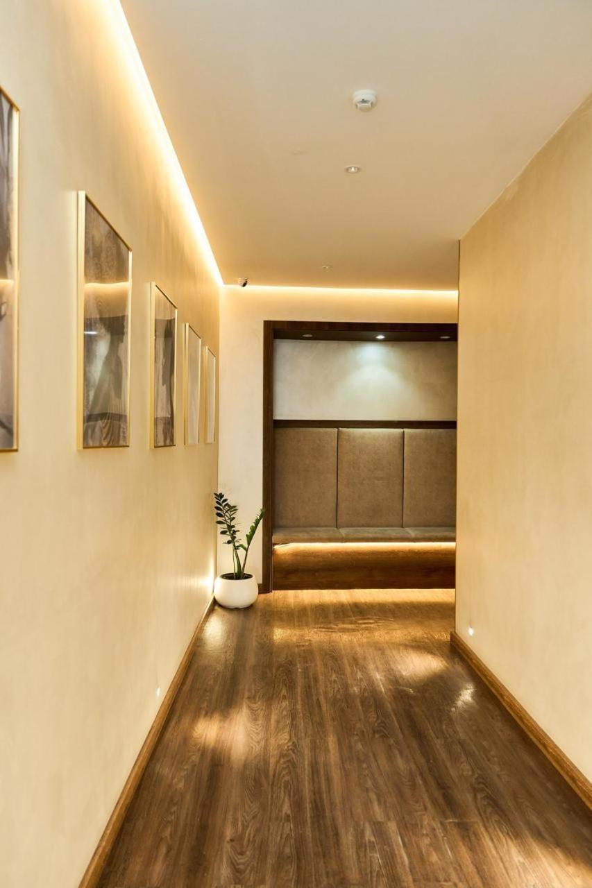 Edem Hotel Turkistan エクステリア 写真