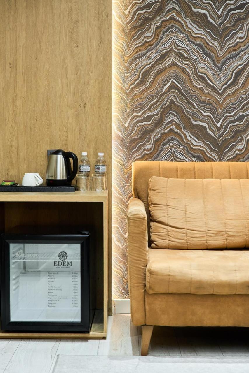 Edem Hotel Turkistan エクステリア 写真
